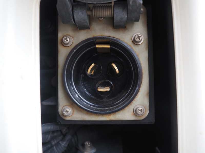 日野 冷凍バン プロフィア|中古トラックの販売・買取・査定のアイナビ