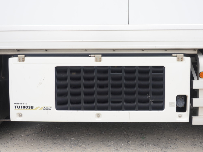 日野 冷凍バン プロフィア|中古トラックの販売・買取・査定のアイナビ