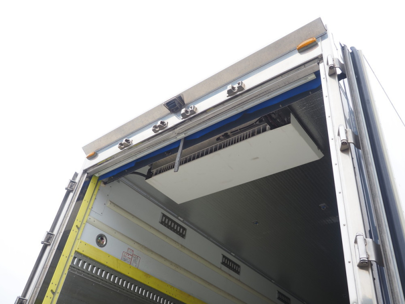 日野 冷凍バン プロフィア|中古トラックの販売・買取・査定のアイナビ