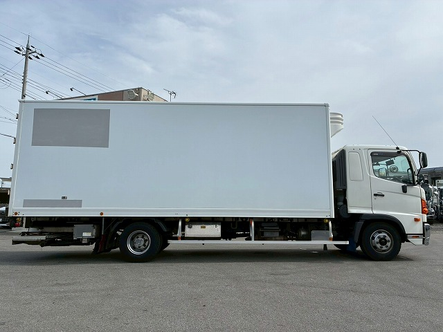 菱重コールドチェーンフルキャブ/ベッド付き左サイド観音扉|中古トラックの販売・買取・査定のアイナビ