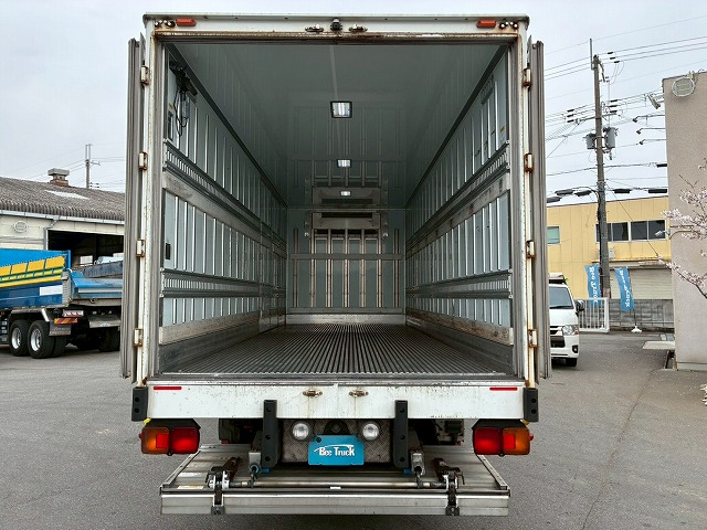 菱重コールドチェーンフルキャブ/ベッド付き左サイド観音扉|中古トラックの販売・買取・査定のアイナビ