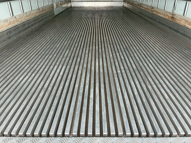 菱重コールドチェーンフルキャブ/ベッド付き左サイド観音扉|中古トラックの販売・買取・査定のアイナビ