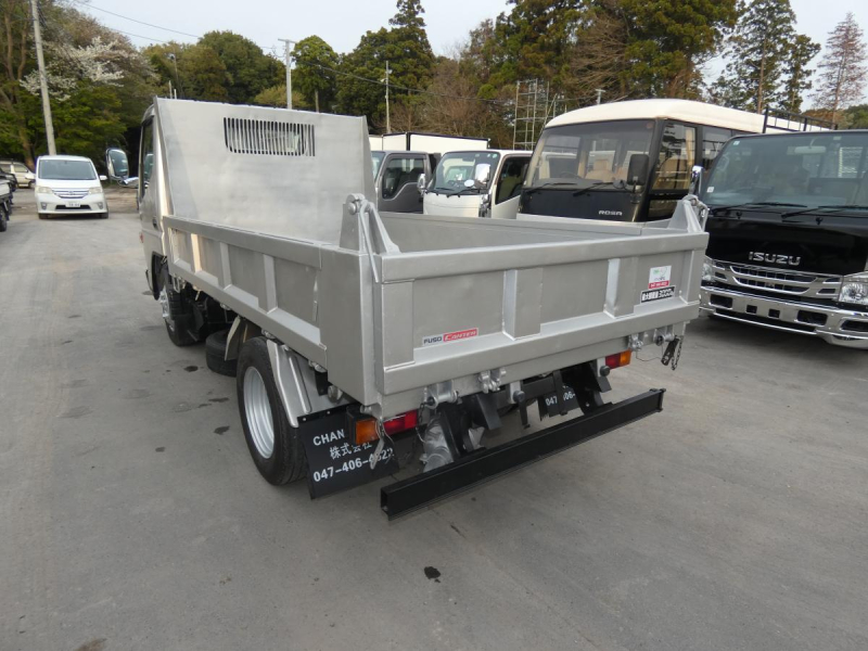 H 23 3トン　ダンプ　マニュアル|中古トラックの販売・買取・査定のアイナビ
