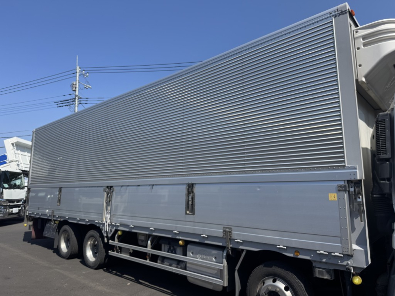 4軸低床エアサス菱重TDJS70A-L2低温門口ステンレス|中古トラックの販売・買取・査定のアイナビ