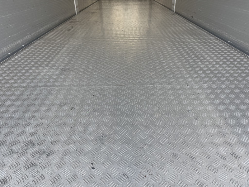 4軸低床エアサス菱重TDJS70A-L2低温門口ステンレス|中古トラックの販売・買取・査定のアイナビ