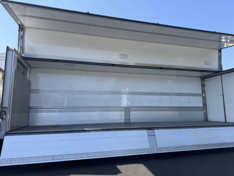 4軸低床エアサス菱重TDJS70A-L2低温門口ステンレス|中古トラックの販売・買取・査定のアイナビ