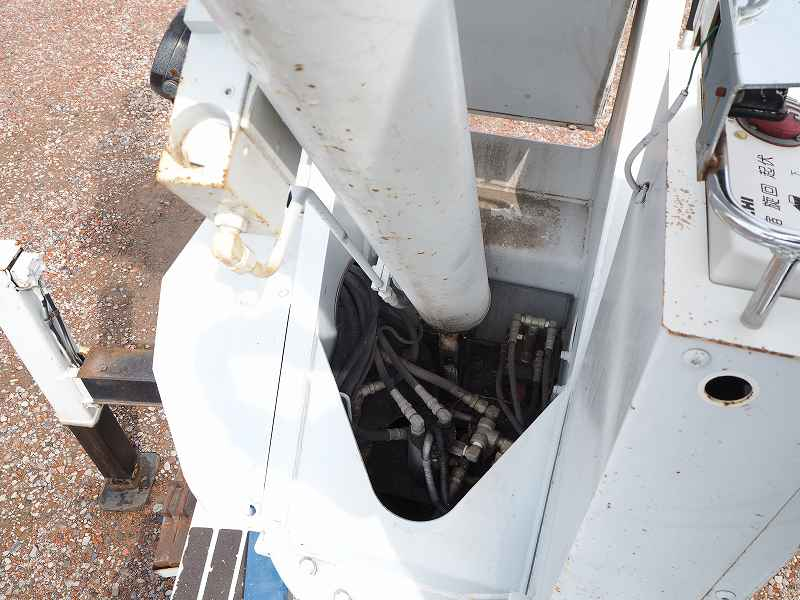 いすゞエルフ高所作業車アイチ高所作業車電工仕様13m|中古トラックの販売・買取・査定のアイナビ