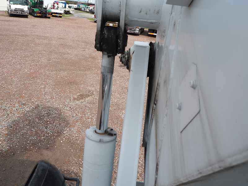 いすゞエルフ高所作業車アイチ高所作業車電工仕様13m|中古トラックの販売・買取・査定のアイナビ