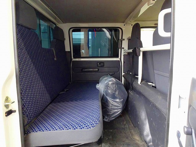 エルフ1.8t4WDFFL標準Wキャブ/垂直PG付総重量5t未満|中古トラックの販売・買取・査定のアイナビ