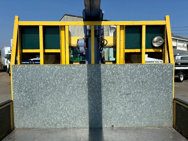 フックイン高所作業用2.63t距離浅140馬力5速MTマニュアル|中古トラックの販売・買取・査定のアイナビ