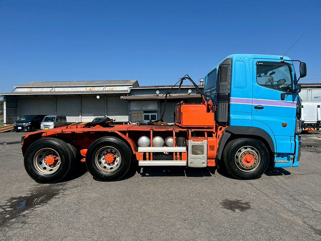 3軸2デフ★第5輪17.7トン★520馬力★流体式リターダ★ツーデフ|中古トラックの販売・買取・査定のアイナビ