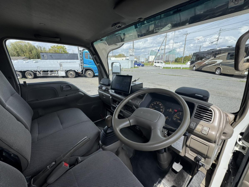 H8 いすゞ 平ボディ|中古トラックの販売・買取・査定のアイナビ