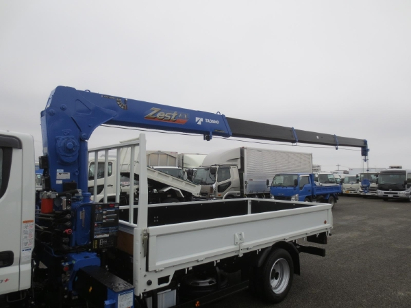 三菱キャンター標準ロング4段ラジコンクレーン付|中古トラックの販売・買取・査定のアイナビ