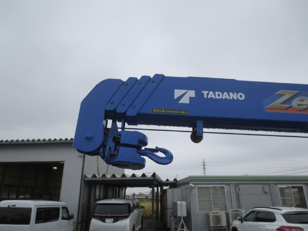 三菱キャンター標準ロング4段ラジコンクレーン付|中古トラックの販売・買取・査定のアイナビ