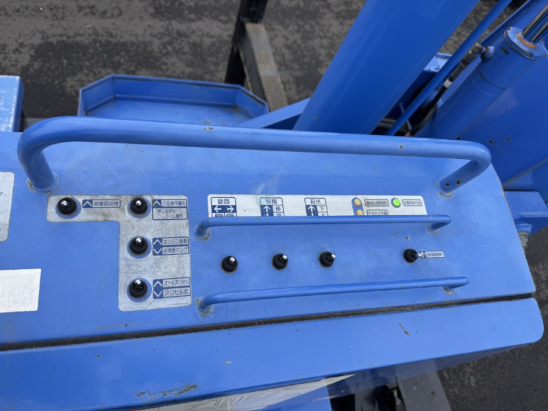 アイチ SK27A 27m バケット200kg|中古トラックの販売・買取・査定のアイナビ