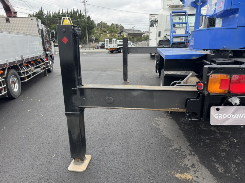 アイチ SK27A 27m バケット200kg|中古トラックの販売・買取・査定のアイナビ