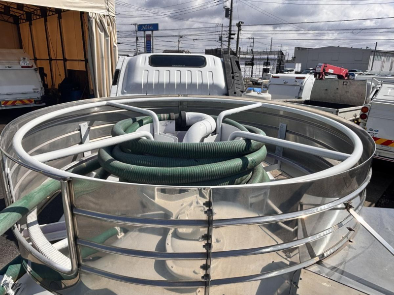 ワイド幅 バキューム車 モリタ製3700L|中古トラックの販売・買取・査定のアイナビ