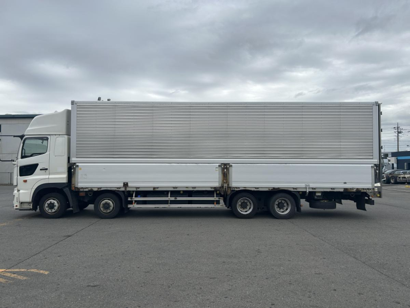 日野プロフィアアルミウィング|中古トラックの販売・買取・査定のアイナビ