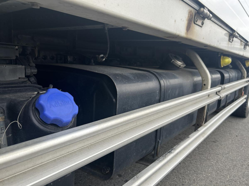 日野プロフィアアルミウィング|中古トラックの販売・買取・査定のアイナビ