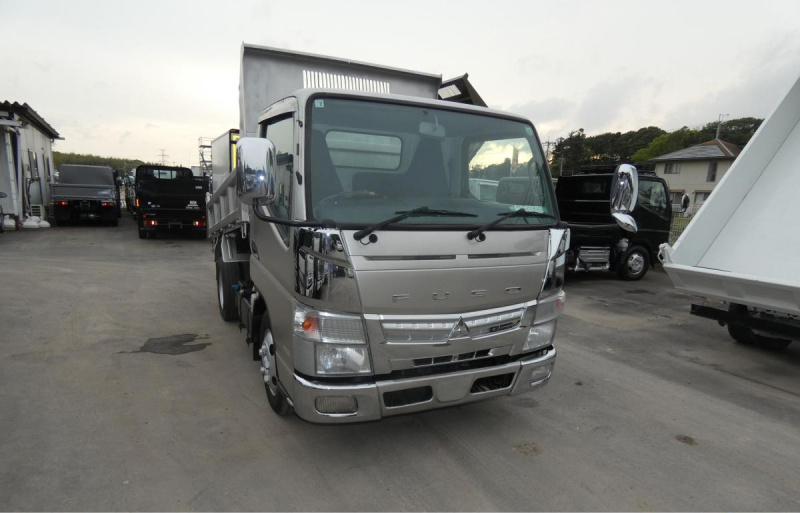 H 23 3トン　ダンプ　マニュアル|中古トラックの販売・買取・査定のアイナビ