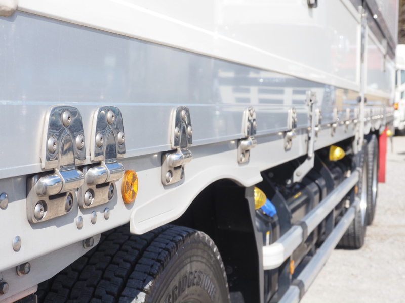 いすゞ 冷凍ウイング ギガ|中古トラックの販売・買取・査定のアイナビ