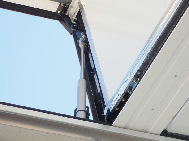 いすゞ 冷凍ウイング ギガ|中古トラックの販売・買取・査定のアイナビ