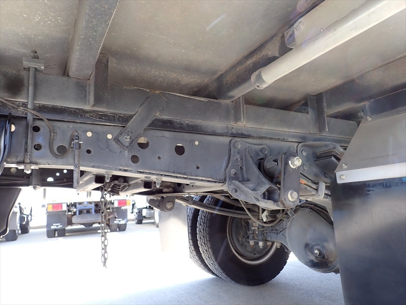 【352236】ドライバン　観音式3枚扉|中古トラックの販売・買取・査定のアイナビ