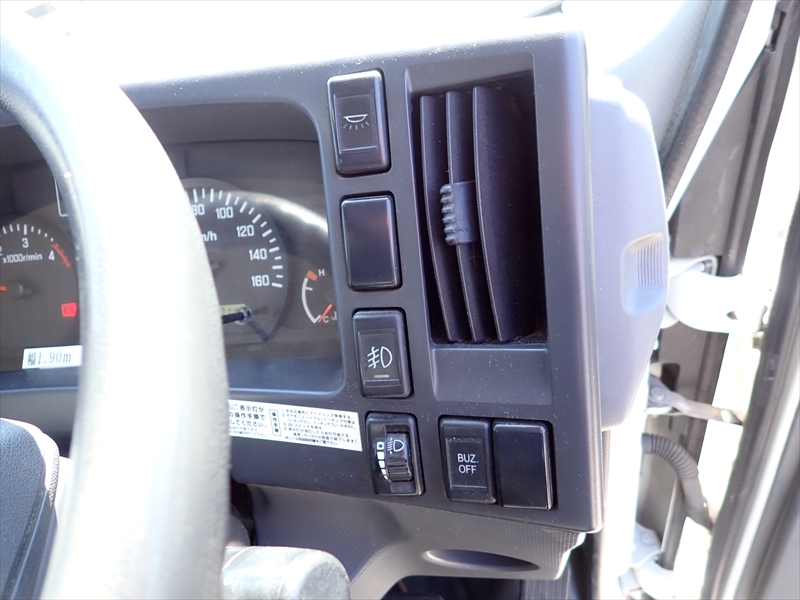 【352236】ドライバン　観音式3枚扉|中古トラックの販売・買取・査定のアイナビ