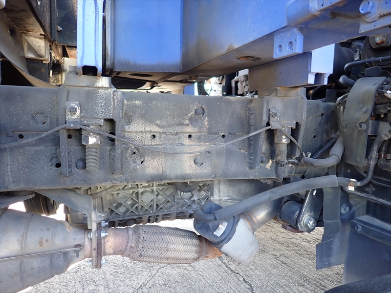 【352249】4段クレーン付き平ボディ　ラジコン付|中古トラックの販売・買取・査定のアイナビ