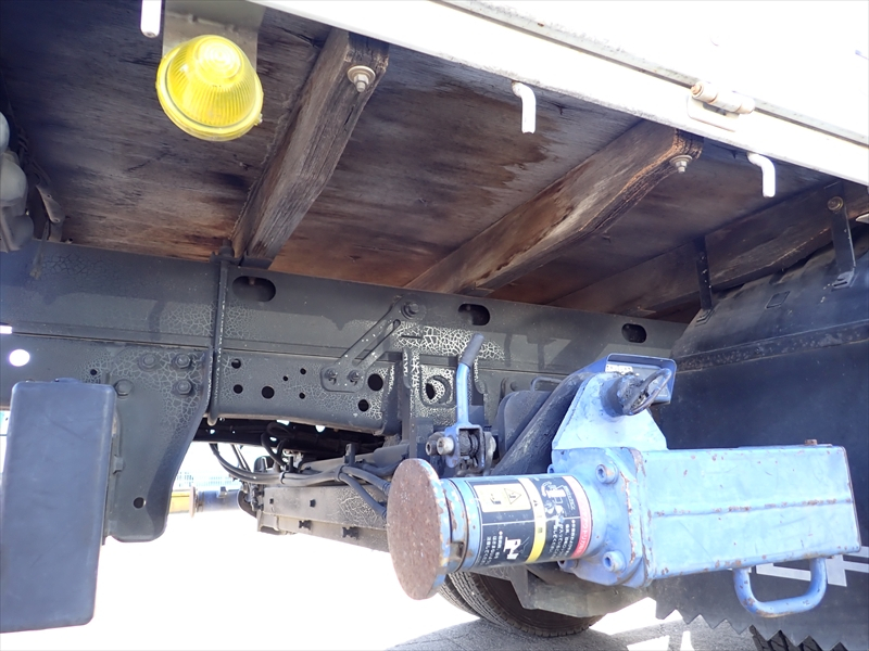 【352249】4段クレーン付き平ボディ　ラジコン付|中古トラックの販売・買取・査定のアイナビ