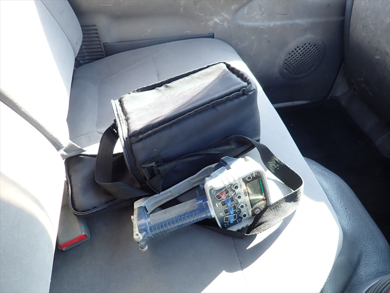 【352249】4段クレーン付き平ボディ　ラジコン付|中古トラックの販売・買取・査定のアイナビ