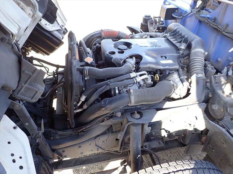 【352249】4段クレーン付き平ボディ　ラジコン付|中古トラックの販売・買取・査定のアイナビ