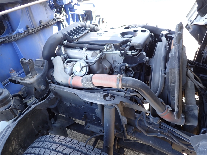 【352249】4段クレーン付き平ボディ　ラジコン付|中古トラックの販売・買取・査定のアイナビ