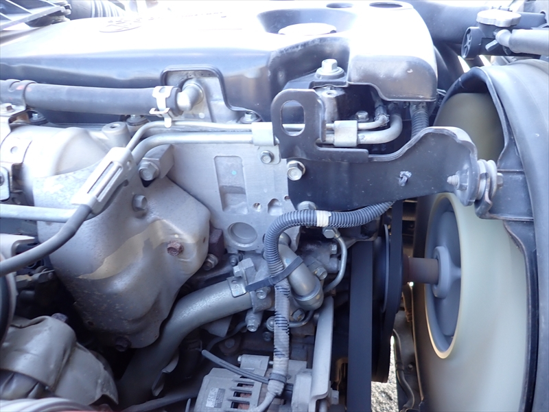 【352249】4段クレーン付き平ボディ　ラジコン付|中古トラックの販売・買取・査定のアイナビ