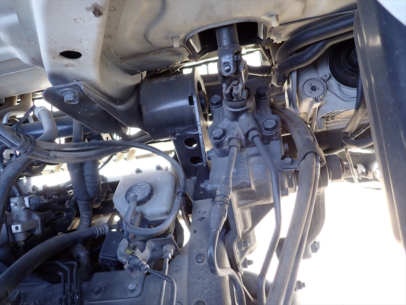 【352249】4段クレーン付き平ボディ　ラジコン付|中古トラックの販売・買取・査定のアイナビ