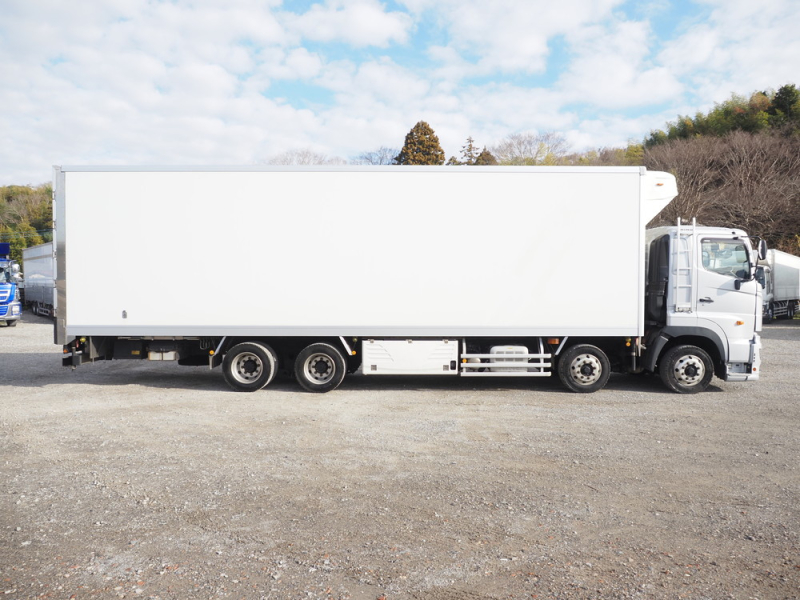 日野 冷凍バン プロフィア|中古トラックの販売・買取・査定のアイナビ