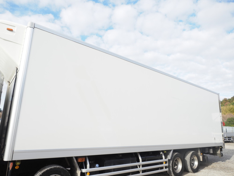 日野 冷凍バン プロフィア|中古トラックの販売・買取・査定のアイナビ