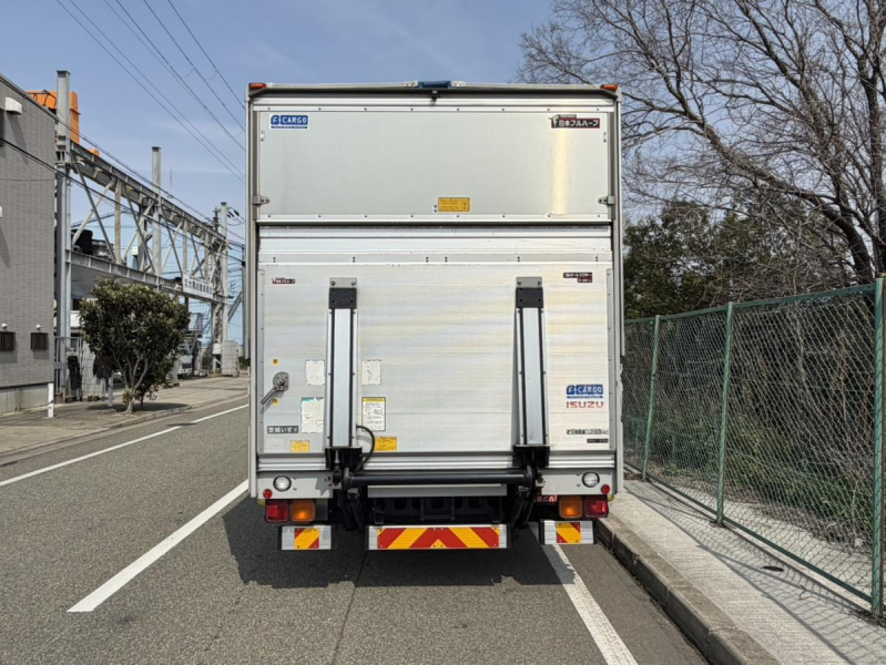 令和2年式 2RG-FRR90T2 ワイド6.2m 跳ね上げゲート付ウイング|中古トラックの販売・買取・査定のアイナビ