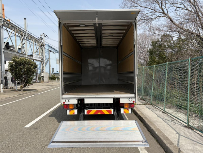 令和2年式 2RG-FRR90T2 ワイド6.2m 跳ね上げゲート付ウイング|中古トラックの販売・買取・査定のアイナビ