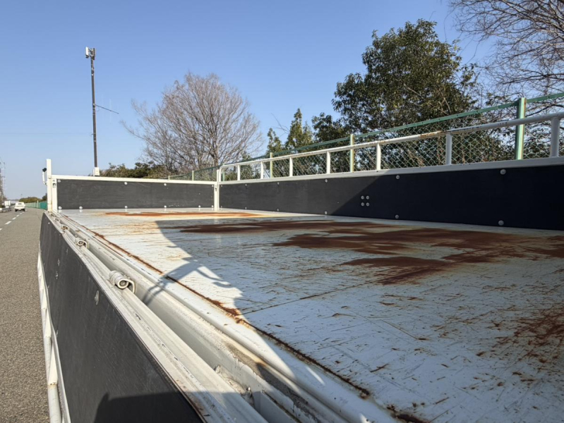 令和2年式2RG-LPR88ARワイドロング積載3.5t平|中古トラックの販売・買取・査定のアイナビ