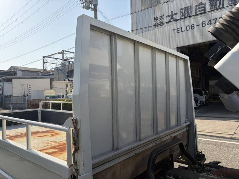 令和2年式2RG-LPR88ARワイドロング積載3.5t平|中古トラックの販売・買取・査定のアイナビ