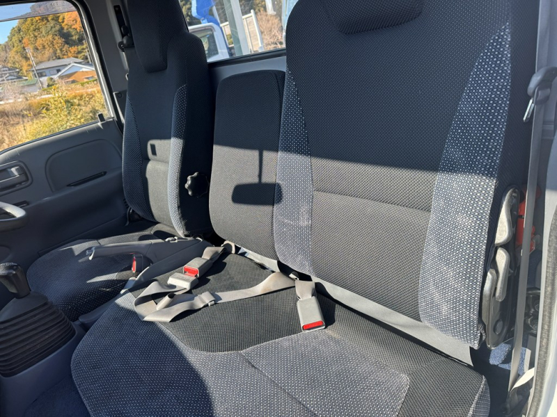 平成28年式☆カスタム仕様　10尺平ボデー　積載3t 車検付き|中古トラックの販売・買取・査定のアイナビ