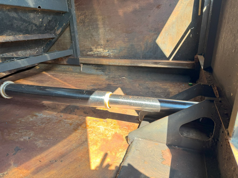 平成25年式☆いすゞエルフ 6㎥プレス式パッカー車|中古トラックの販売・買取・査定のアイナビ