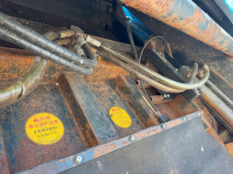 平成25年式☆いすゞエルフ 6㎥プレス式パッカー車|中古トラックの販売・買取・査定のアイナビ