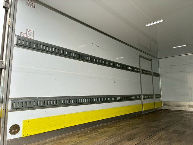 アルナ矢野特車150馬力6速マニュアルMT4t8t保冷バン箱車|中古トラックの販売・買取・査定のアイナビ