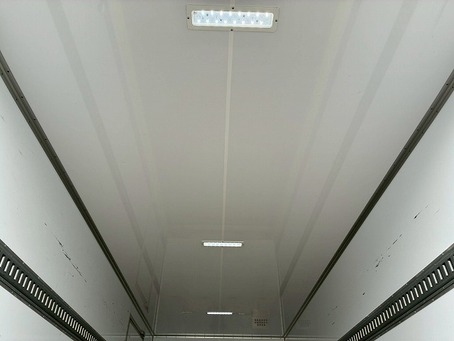 アルナ矢野特車150馬力6速マニュアルMT4t8t保冷バン箱車|中古トラックの販売・買取・査定のアイナビ