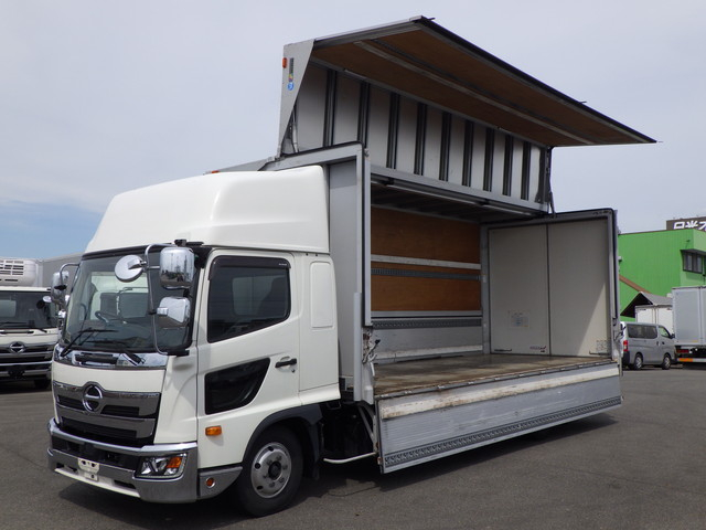 日野 2PG-FD2ABG アルミウィング 4t ワイド 格納ゲート 床鉄板|中古トラックの販売・買取・査定のアイナビ