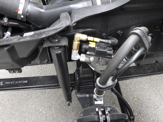 三菱2KG-FK65F冷凍車4tワイド格納ゲートジョロダー|中古トラックの販売・買取・査定のアイナビ