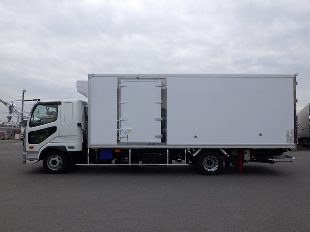 三菱2KG-FK65F冷凍車4tワイド格納ゲートジョロダー|中古トラックの販売・買取・査定のアイナビ