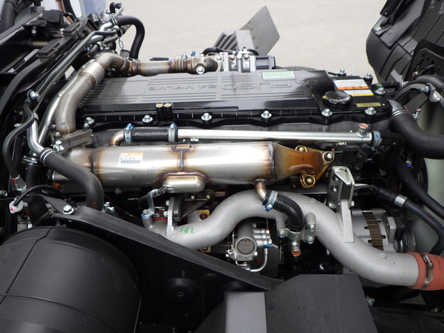 三菱2KG-FK65F冷凍車4tワイド格納ゲートジョロダー|中古トラックの販売・買取・査定のアイナビ